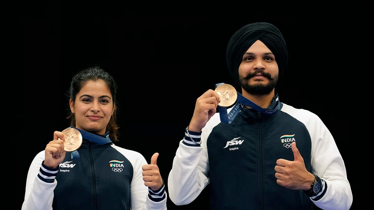 Paris Olympics 2024: ಶೂಟಿಂಗ್​ನಲ್ಲಿ ಭಾರತಕ್ಕೆ ಮತ್ತೊಂದು ಪದಕ; ಕಂಚು ಗೆದ್ದ ಮನು ಭಾಕರ್-ಸರಬ್ಜೋತ್‌ ಸಿಂಗ್ ಜೋಡಿ